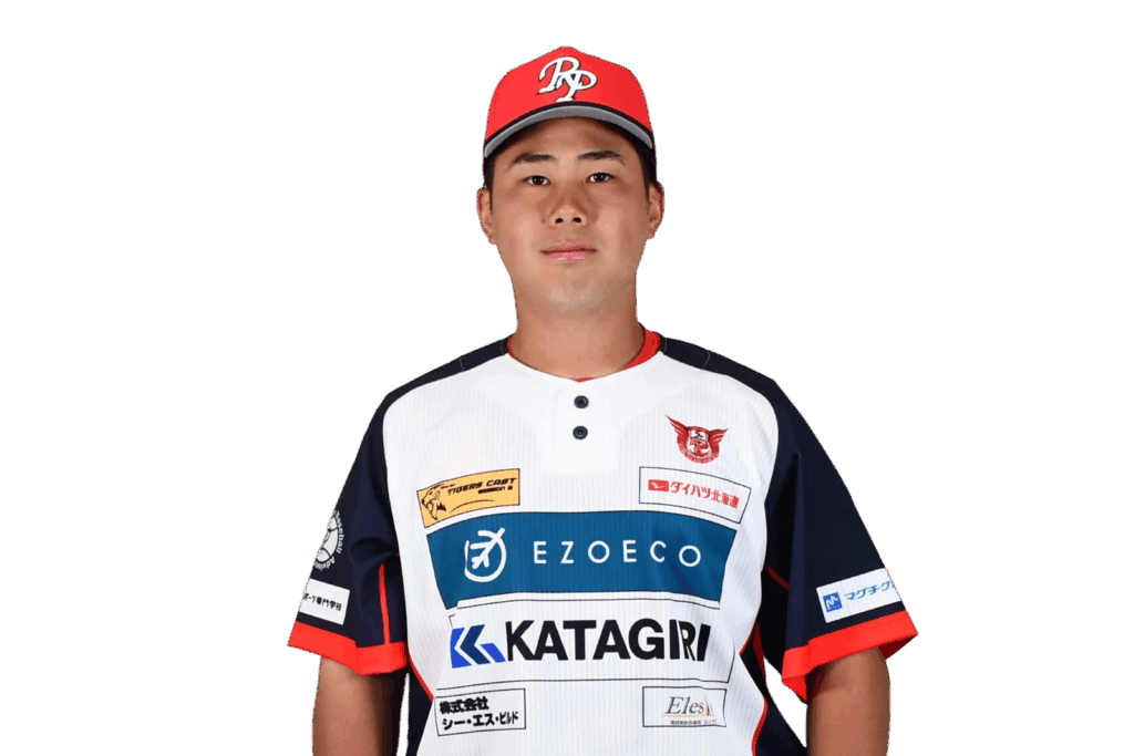 背番号86の藤井　壮太選手がユニフォーム姿で正面を向いている